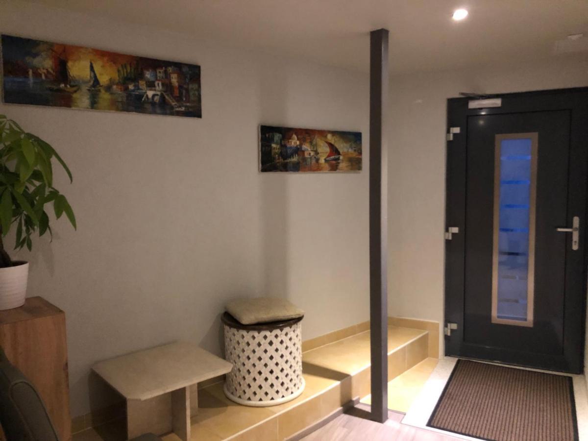 Gastehaus In Der Daimlerstadt Schorndorf  Exteriör bild